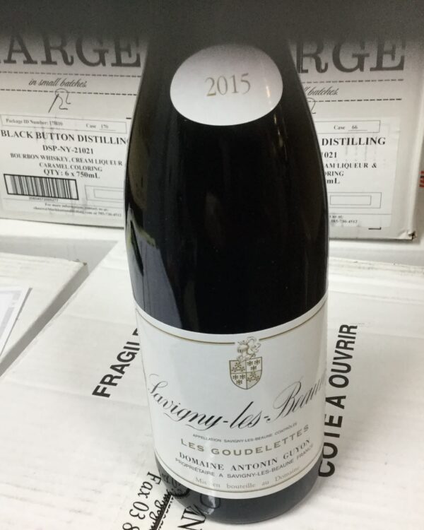 Domaine Anton Guyon Savigny-les-Beaune Les Goudelettes 2015